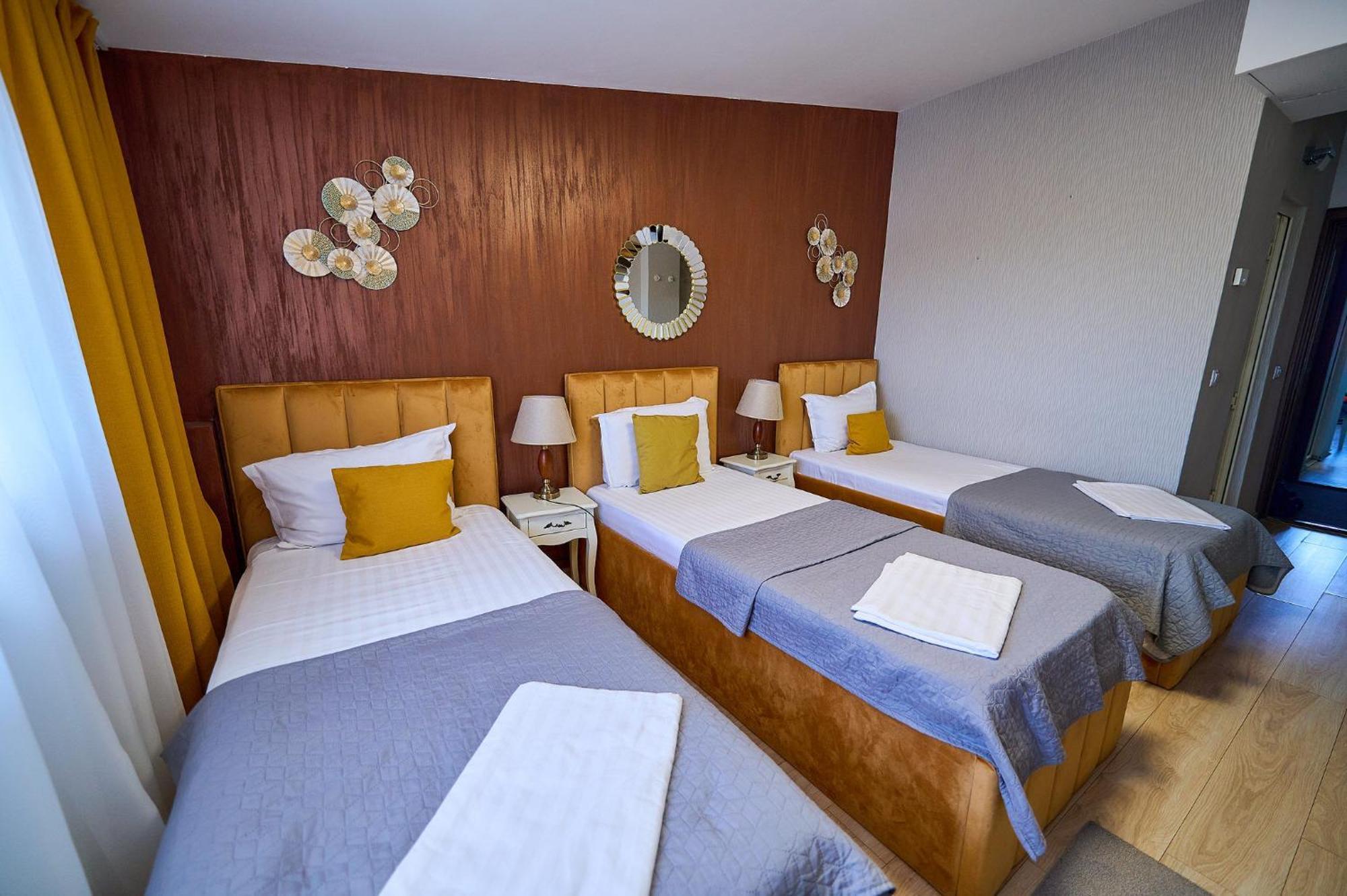 Hotel Evianne Boutique Galati  Exterior photo